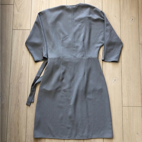 Luna Crepe Wrap Mini Dress in Grey Size M - Picture 12 of 13